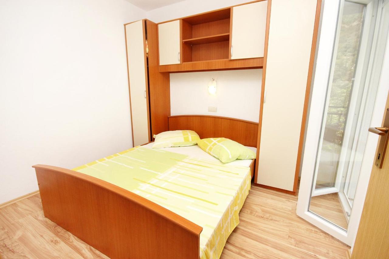 Apartments By The Sea Drvenik Donja Vala, Makarska - 6701 Dış mekan fotoğraf